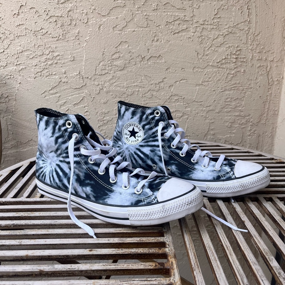 Chuck Taylor All Star High 'Twisted Summer - Black Tie Dye'